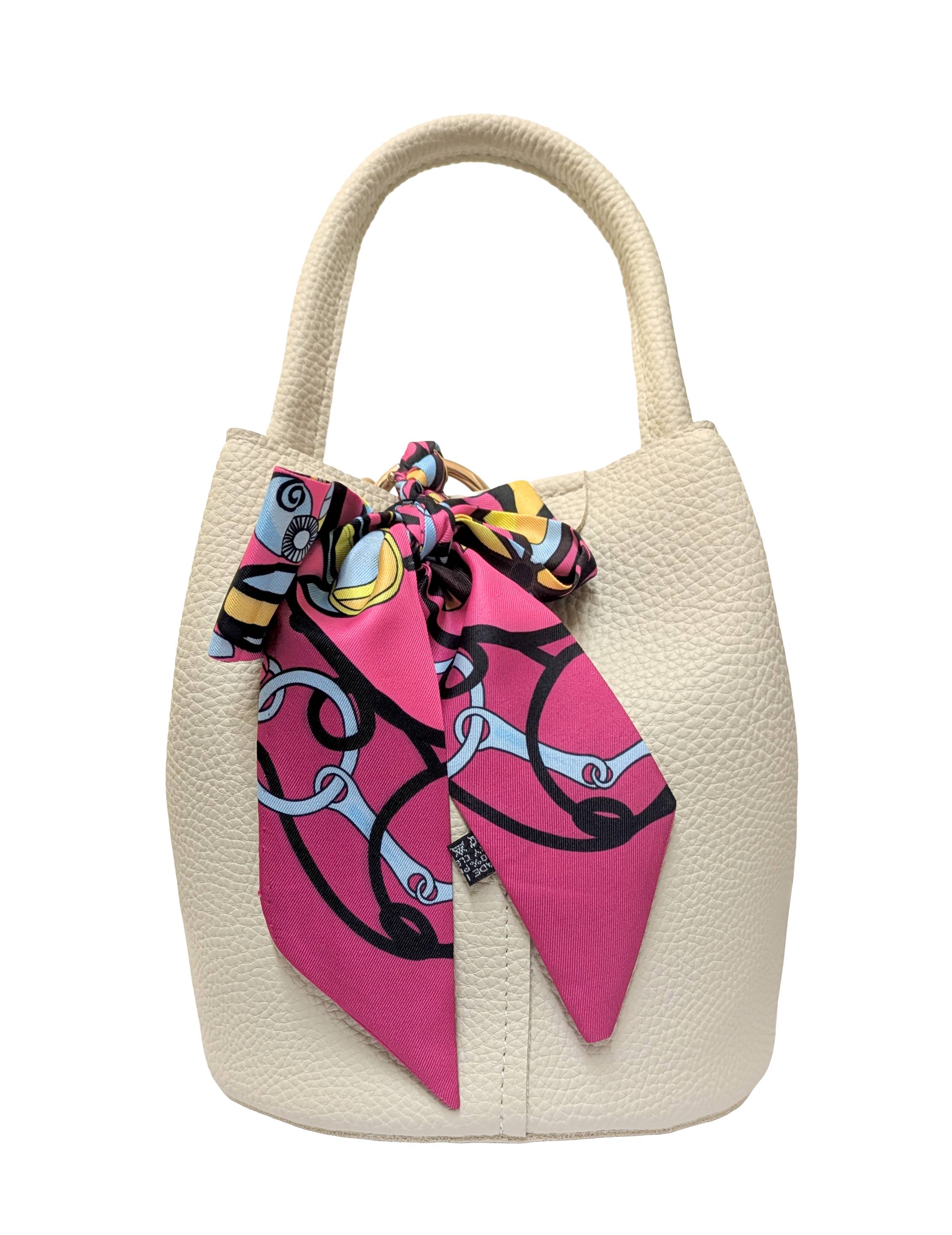 益善洞設計師 水桶包 韓國製造 象牙白