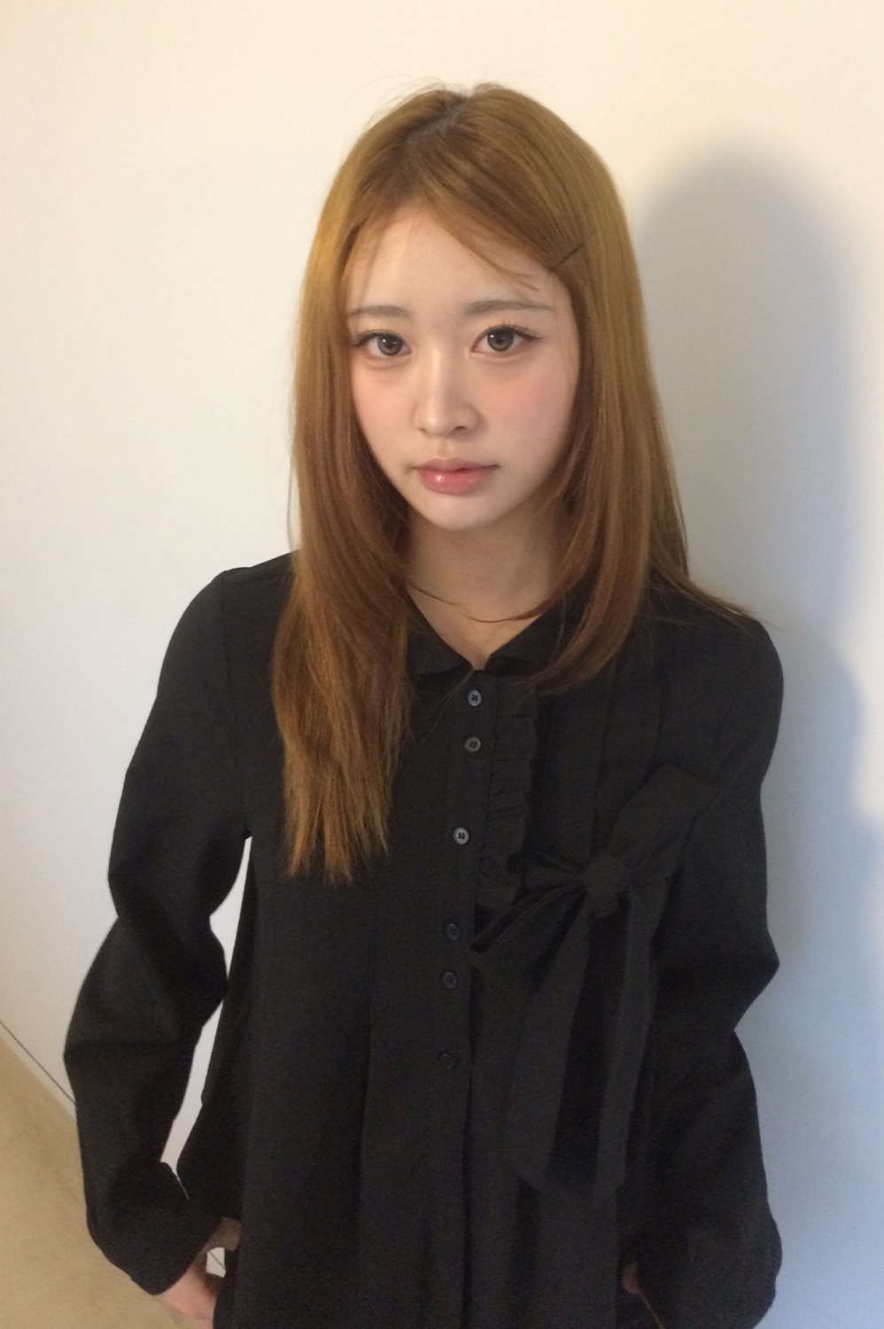 【韓國正品】ILLIGO｜RIBBON PLEATS BLOUSE [BLACK]